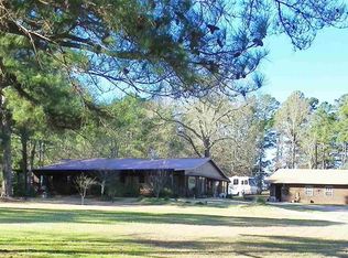 332 Diana Rd, Kilgore, TX 75662