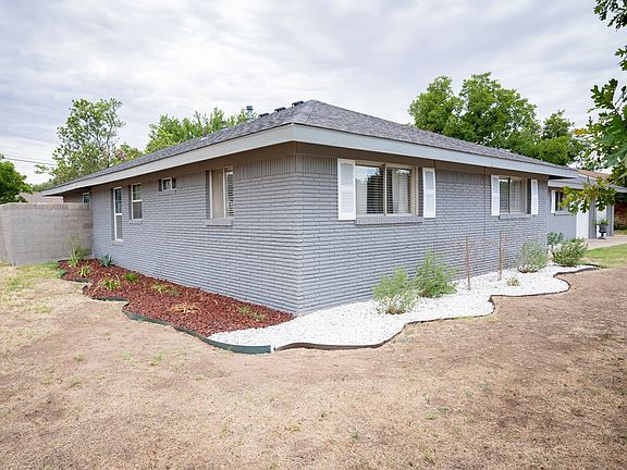 4th image of 1601 Cimmaron Dr