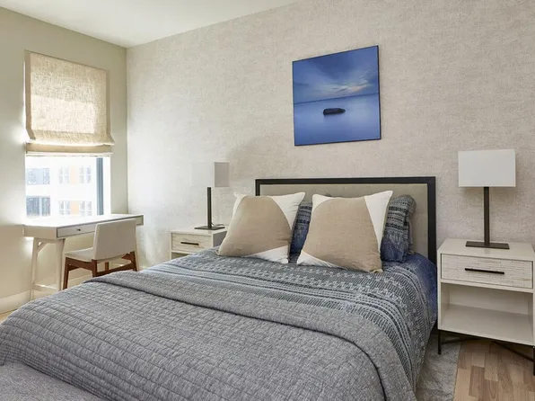 400 Claremont Avenue image 6 of 39