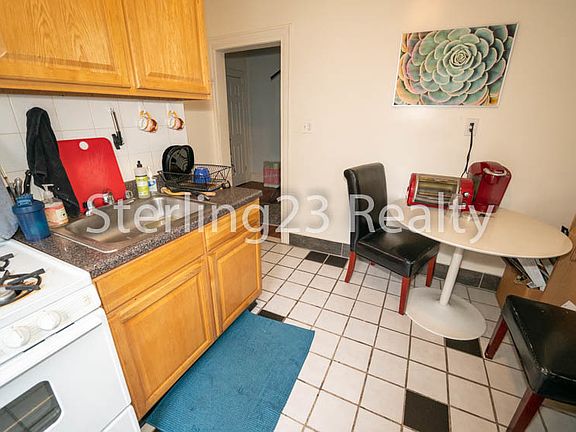 3rd image of 24-09 29th St #2R