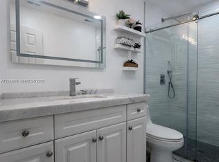 6012 NW 172nd Terrace Cir, Hialeah, FL 33015