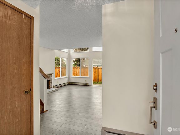 3rd image of 8406 26th Avenue SW #C