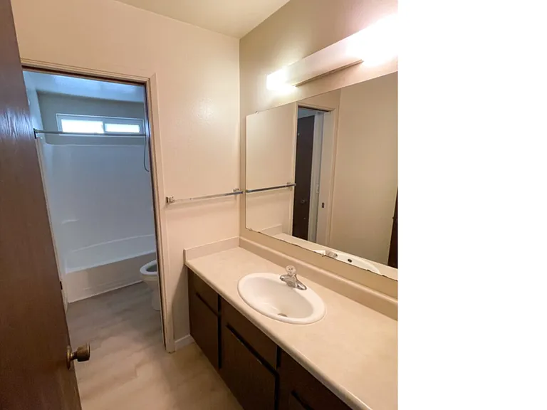 1610 Merritt Dr — Photo 15