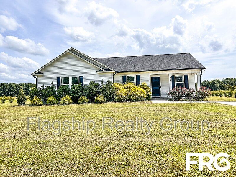 1st image of 304 Swinson Dr