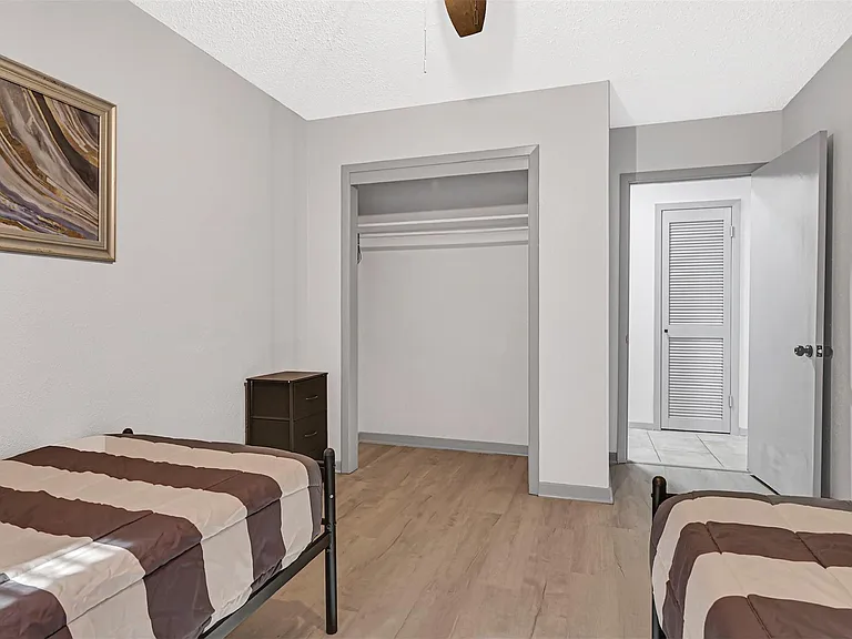 1806 Clayton Dr — Photo 27