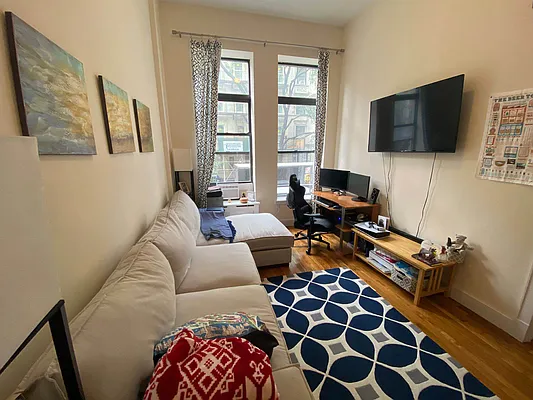 Rented by Guidance Realty Corp. | media 9
