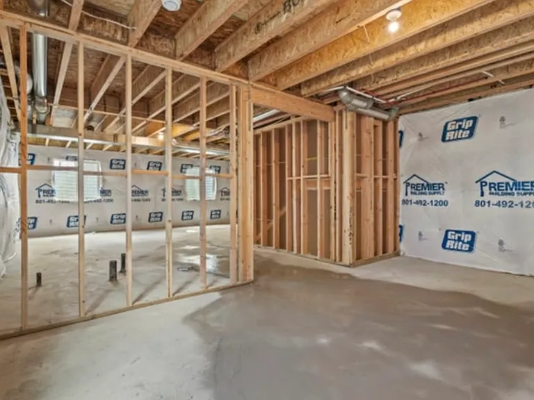 565 E Lintel Rd — Photo 21