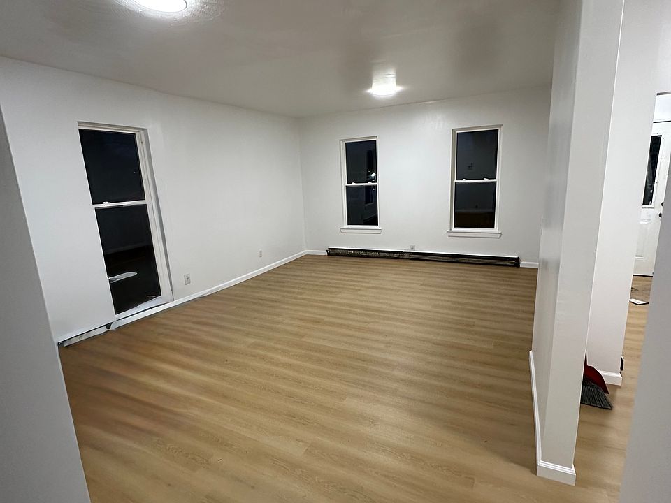 1st image of 51 Foster St