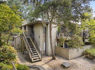 90 Galen St, Lake Oswego, OR 97035