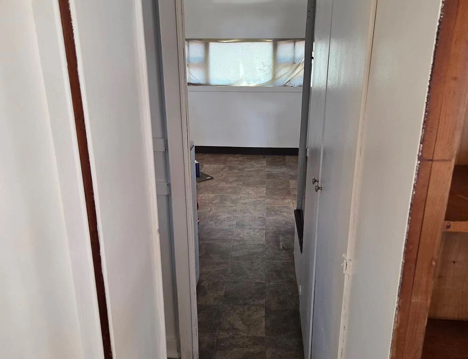 515 E Saint Andrew Pl — Photo 2