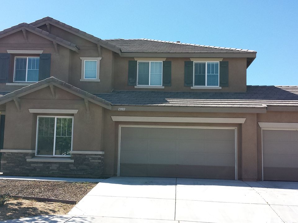 1st image of 13583 Larkspur Ct