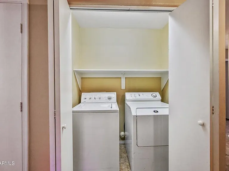 10930 W Wilshire Dr — Photo 17