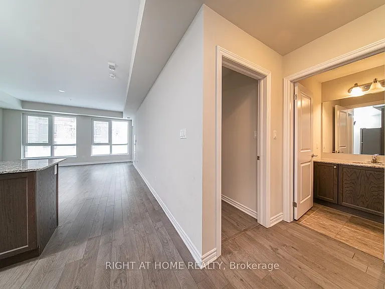 150 Oak Park Blvd #204 — Photo 17