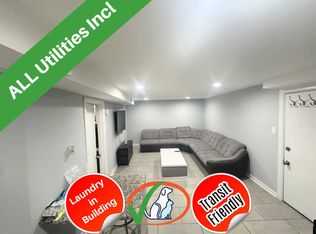 5067 W Sunnyside Ave, Chicago, IL 60630