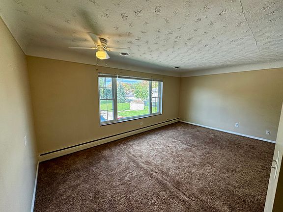 5th image of 28421 Jefferson Ave APT 7