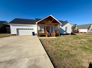 100 Old Glory Ln, Albertville, AL 35950