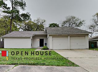 9922 Sundew Cir, Houston, TX 77070