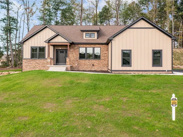 5014 Linwood Ct, Latrobe, PA 15650