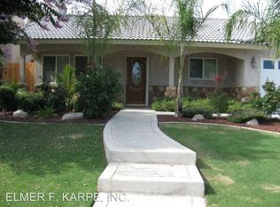 10912 Royal Ascot Ave, Bakersfield, CA