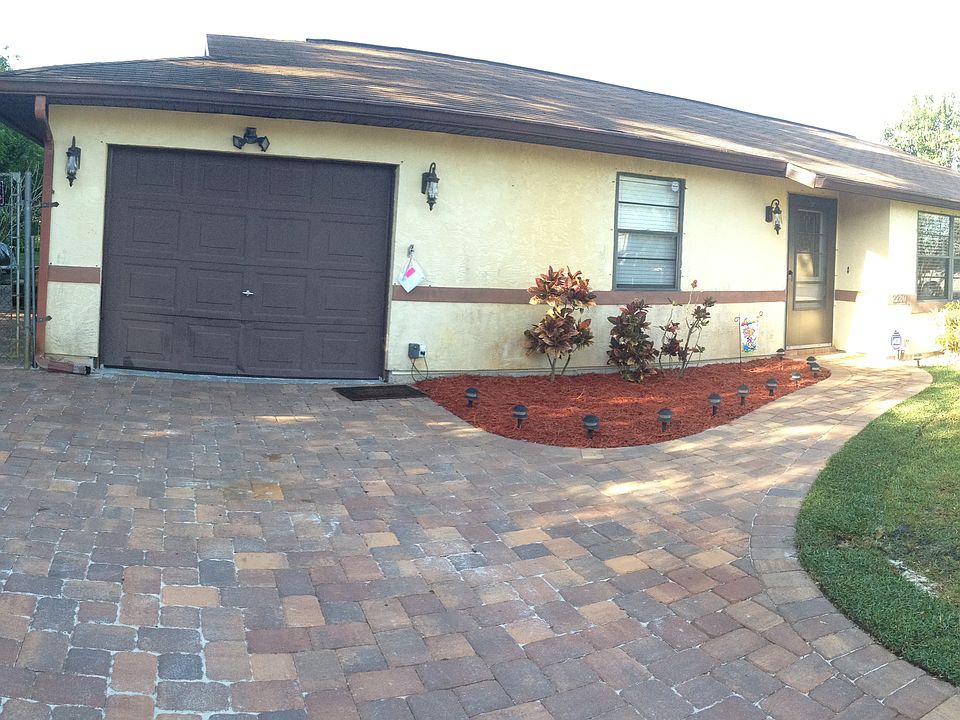 1st image of 2280 SE Gaslight St
