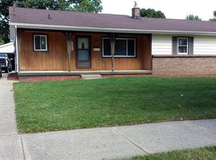 1677 32nd St SW, Wyoming, MI 49519