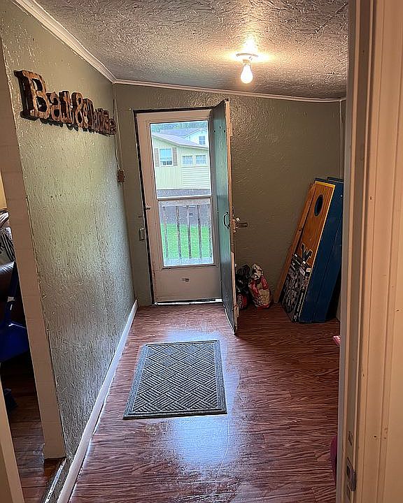 5570 Route 3 12, Hinton, WV 25951 Zillow