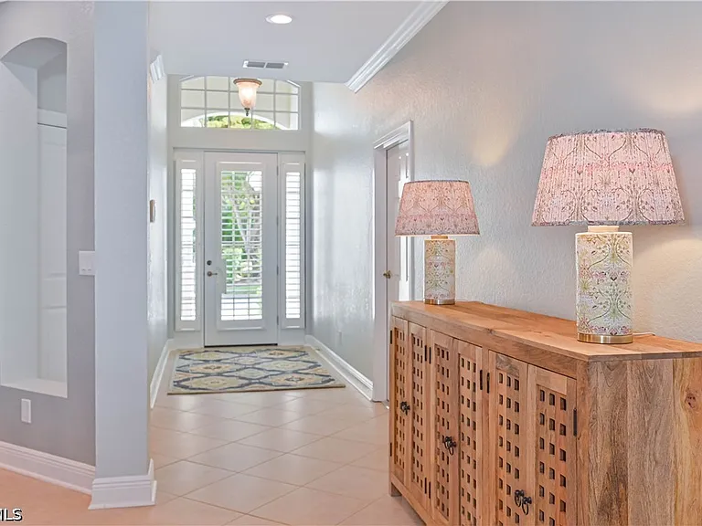 5000 Royal Shores Dr #101 — Photo 14