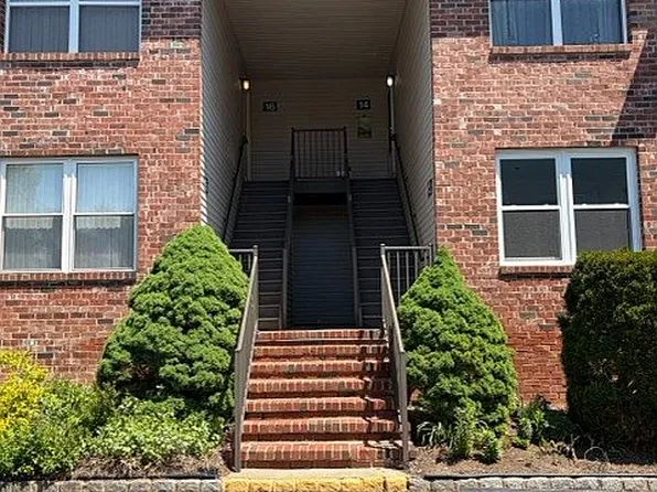 13 Millie Ln, East Hanover, NJ 07936