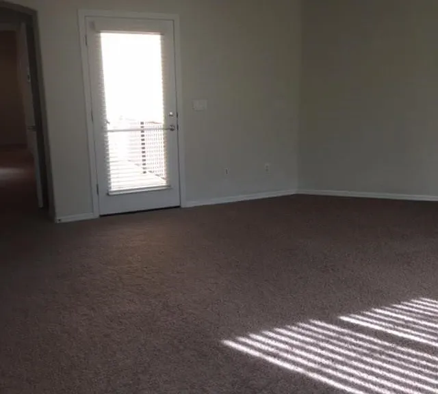 343 Hollins Hall St — Photo 17
