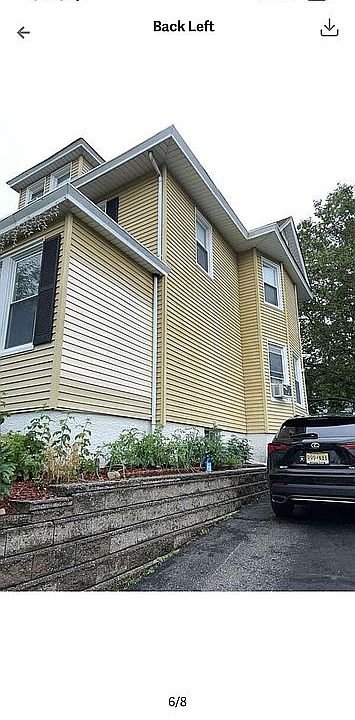 2nd image of 56 James St