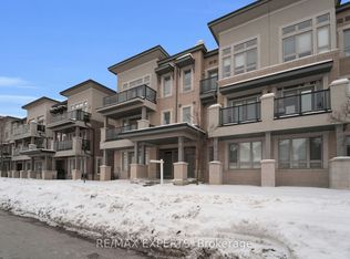 105 Kayla Cres #10, Vaughan, ON L6A4W3