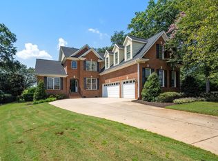222 Woods Rd, Greer, SC 29650