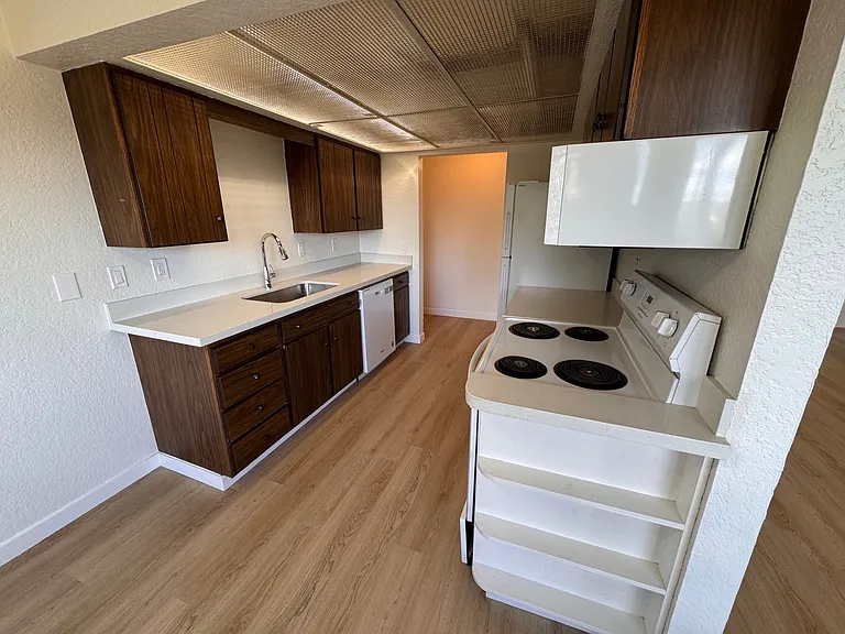 287 NW Market St — Photo 10