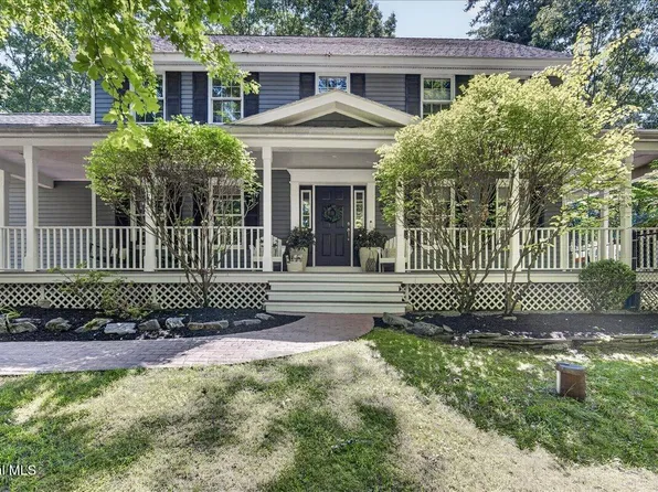 16 Pond Hollow Road, Averill Park, NY 12018
