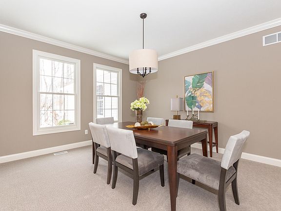 4th image of 10100 Tuscany Ct