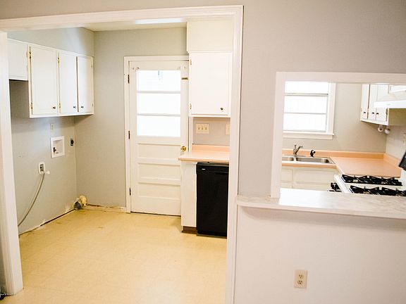 4th image of 8384 Cedarbrush Dr