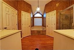 5th image of 6 Zachary Ct