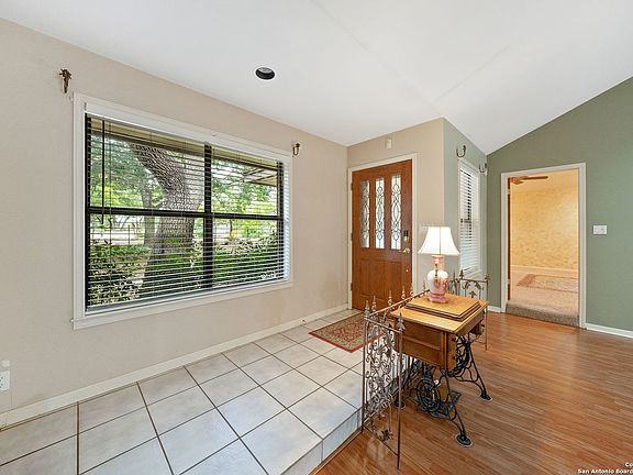 3rd image of 28002 WOODED ACRES