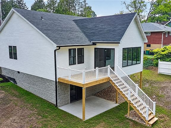 3rd image of 512 Crider Hill Rd