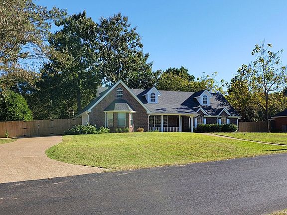 4th image of 21455 Dogwood Dr