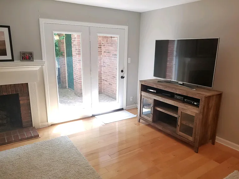 Living / dining area