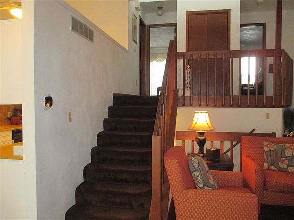 5th image of 7425 Colosseum Dr APT 14