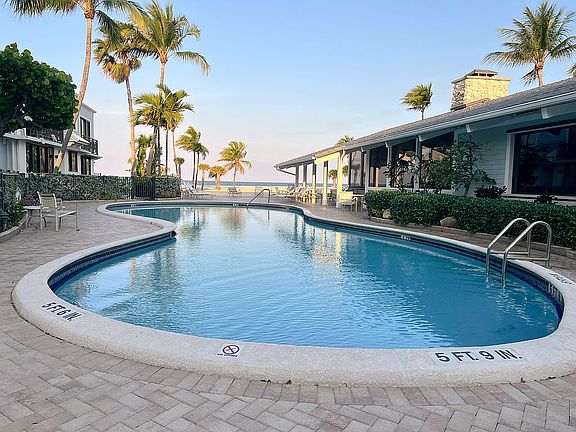 5th image of 1660 S Ocean Ln APT 249