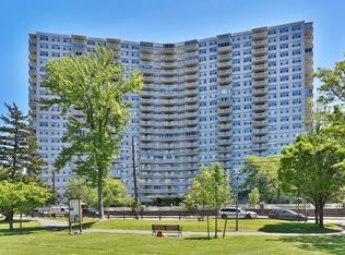 2100 Linwood Ave APT 17J, Fort Lee, NJ 07024