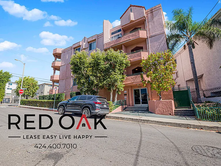 7370 Hawthorn Ave #105 — Photo 19