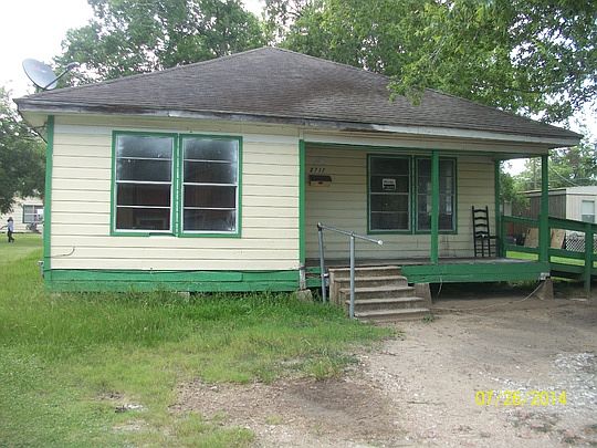 1st image of 2717 Avenue A