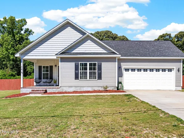118 Fire Tower Road, Richlands, NC 28574