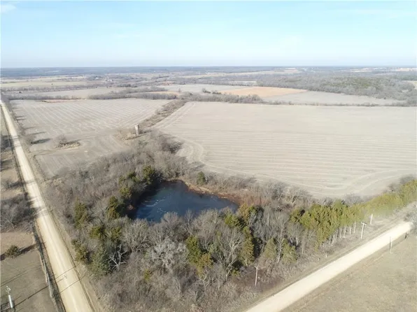 135? Range Rd, Fort Scott, KS 66701