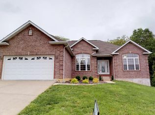 303 Sooter Ln, Rolla, MO 65401