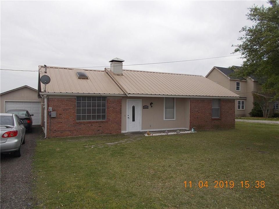 1st image of 506 Green Cir